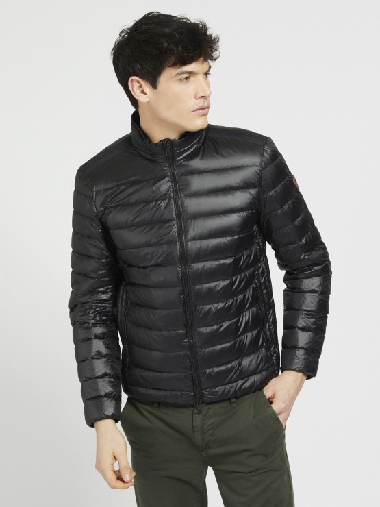 Guess Packable Podložena Jakna črna