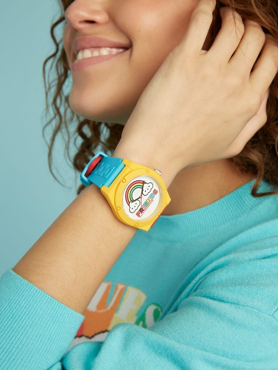 Analogna Ura Z Večbarvnim Vzorcem Guess